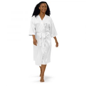 Bademantel-satin-robe-white-front-615ae6a6c4210.jpg