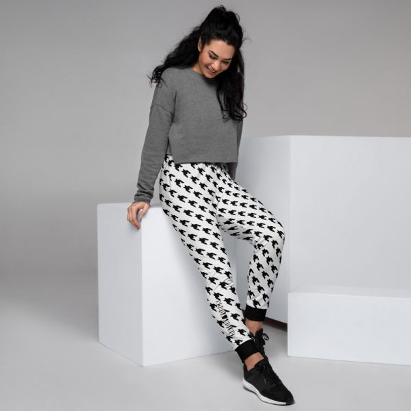 jogginghosen-all-over-print-womens-joggers-white-right-61d587887a600.jpg