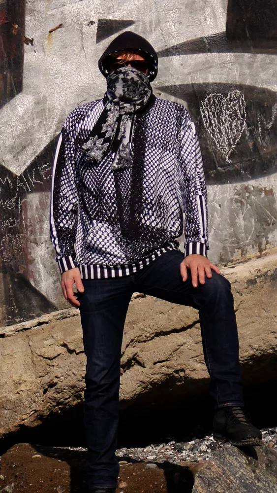ANTONY YORCK Exklusive Art Wear – Progressive Streetwear Design aus Berlin für Urban Aristocrats antony-yorck-luxury-urban-street-style-designer-herren-hoodie-002