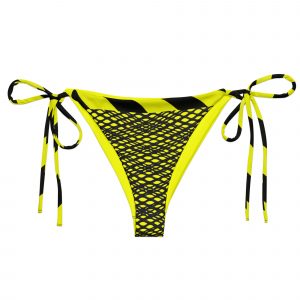 Vorderansicht des neongelben Designer String Bikini-Unterteils Edition 03 von ANTONY YORCK mit kinetischem Allover-Print und seitlichen Bindebändern vor weißem Hintergrund.